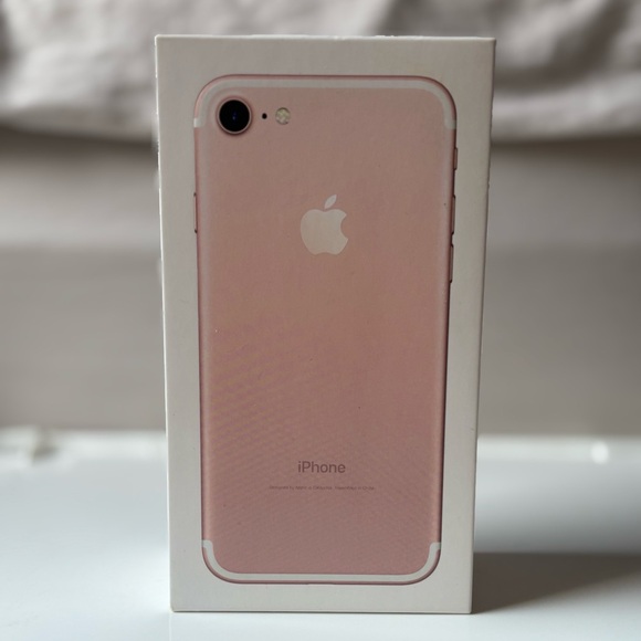 I Phone 7 32 GB Rose Gold - Picture 4 of 4